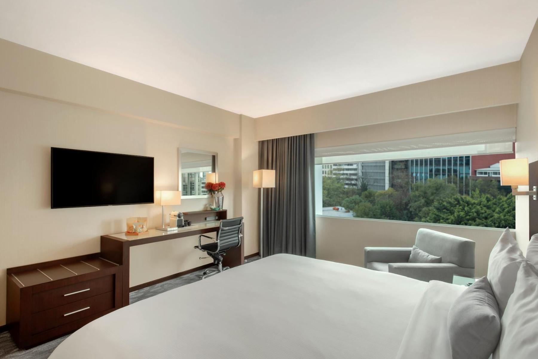 Standard King Room