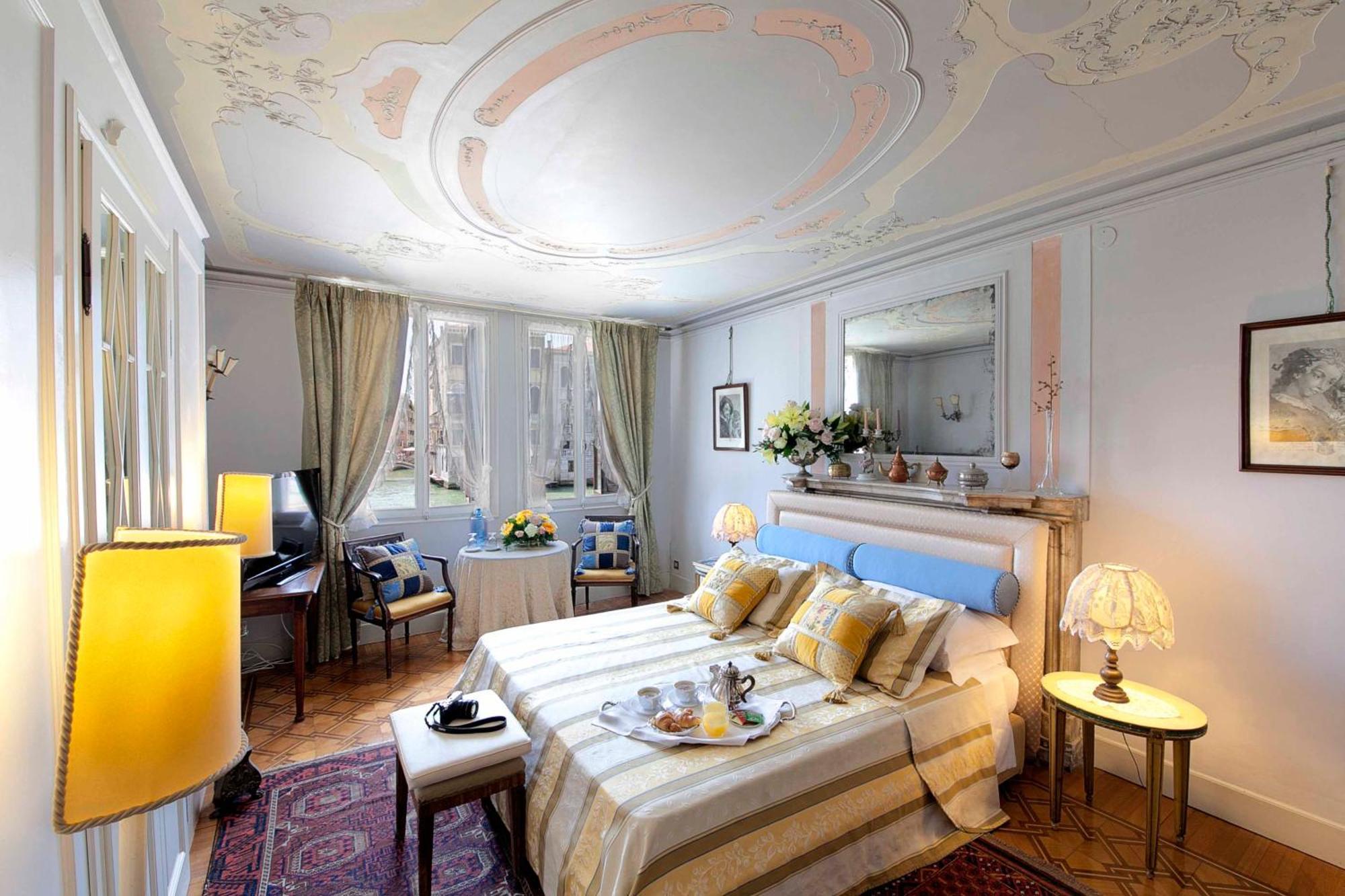 Suite with Grand Canal View
