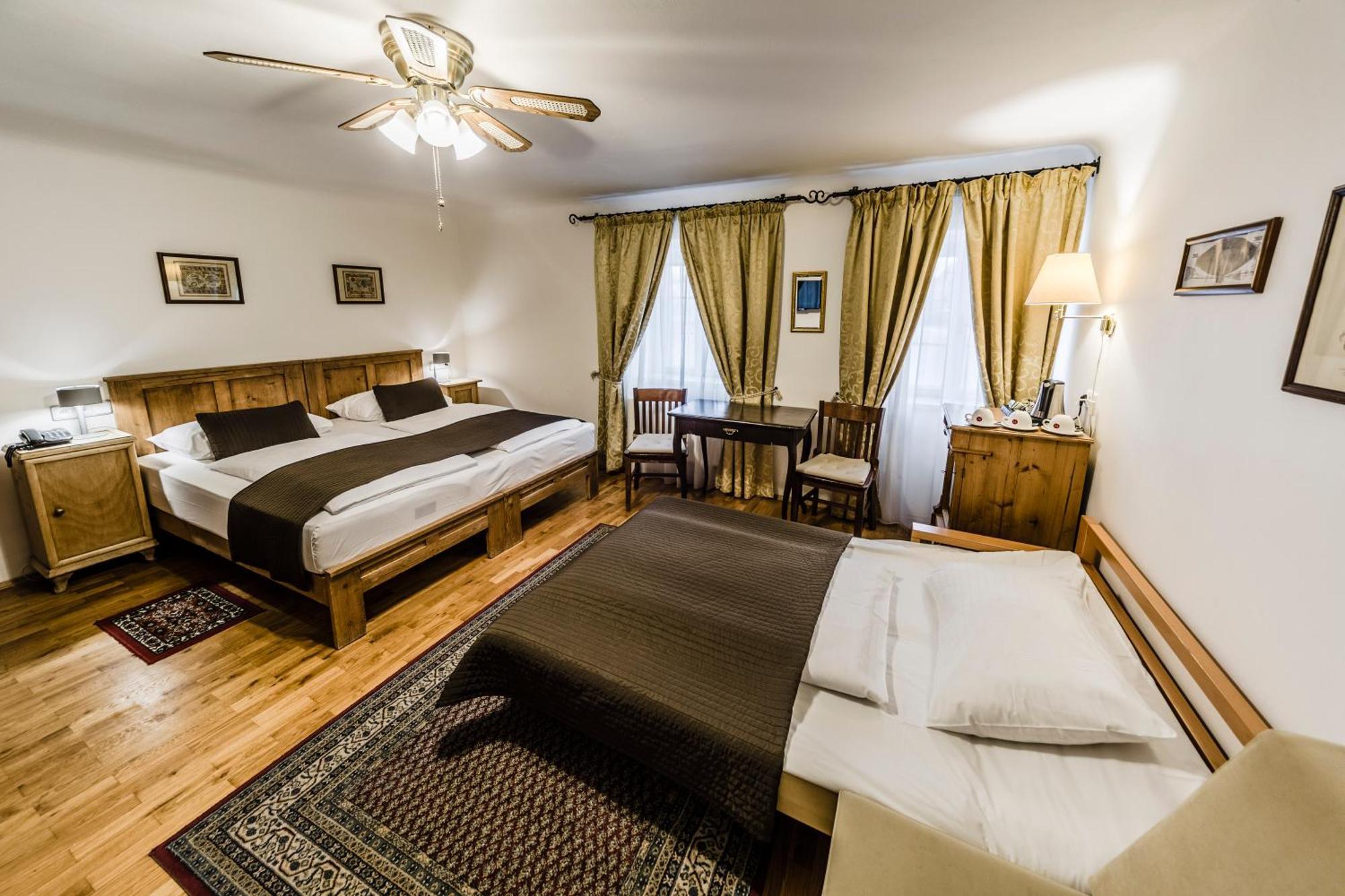 Triple Room with River View