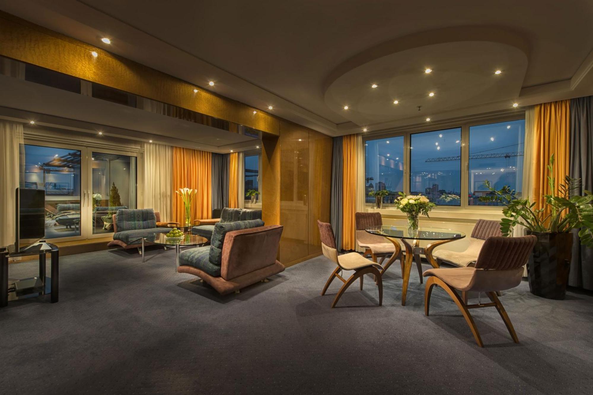 Presidential Suite