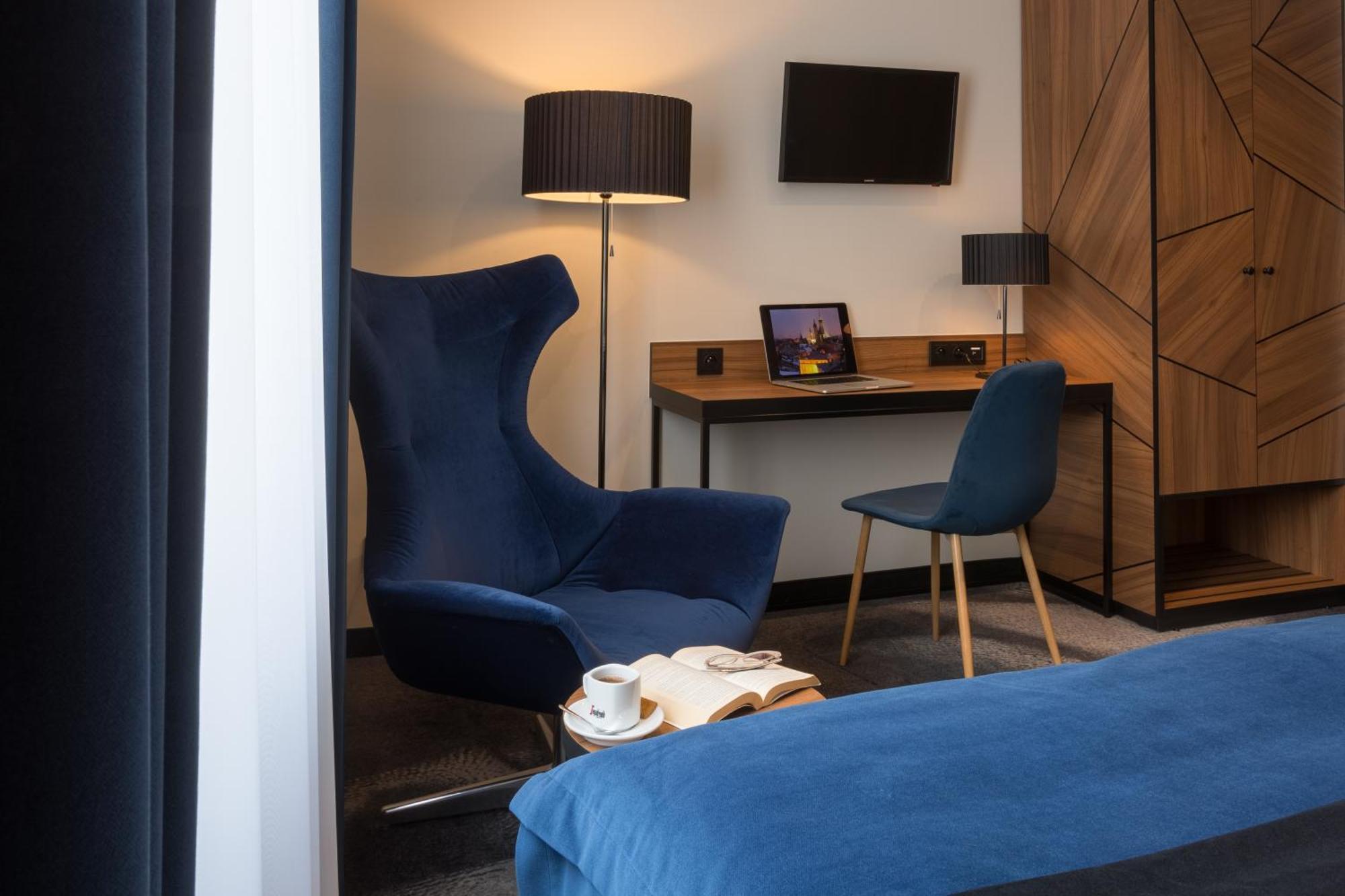 Premium Single Room