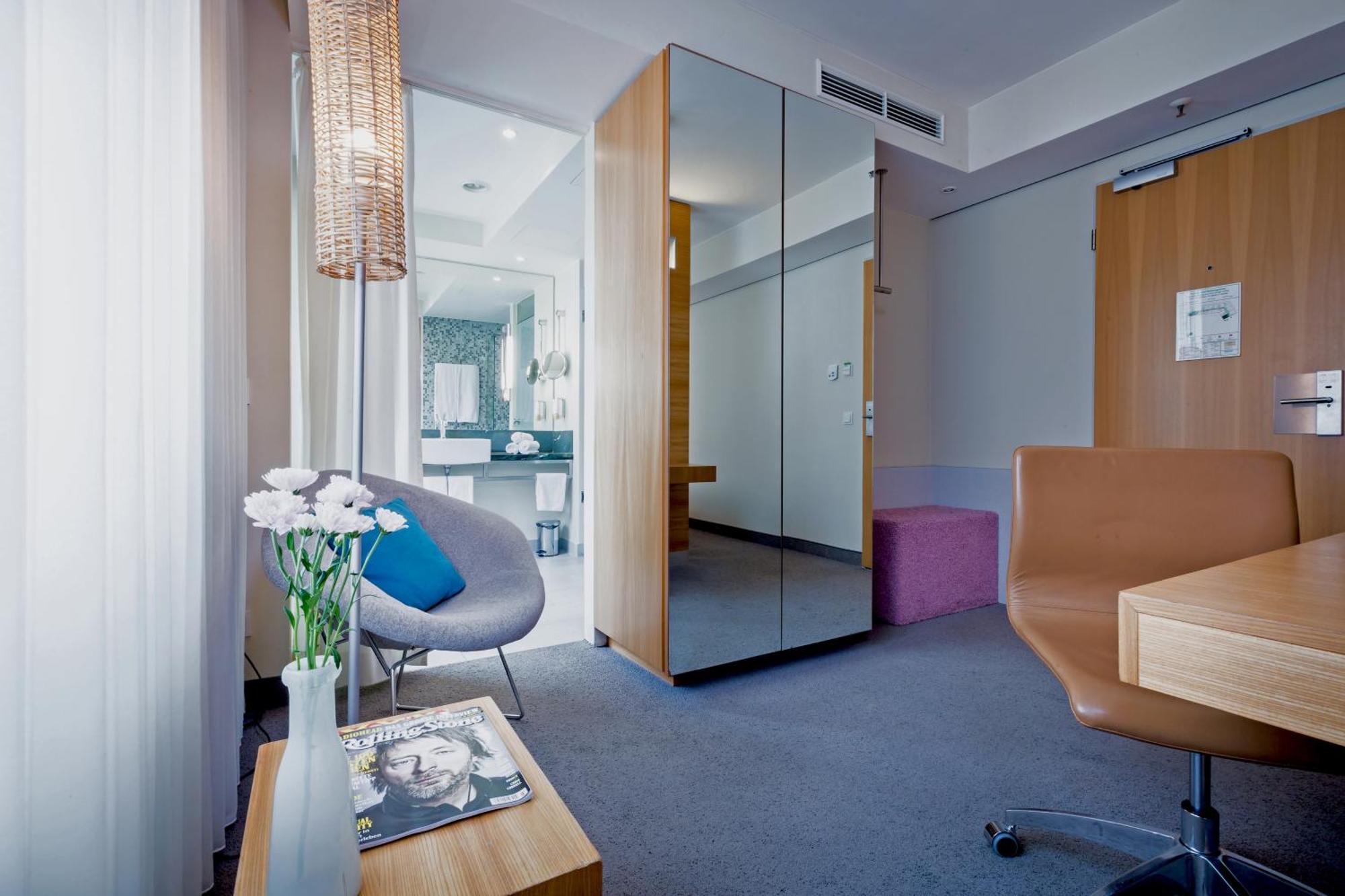 Twin Room - High Floor