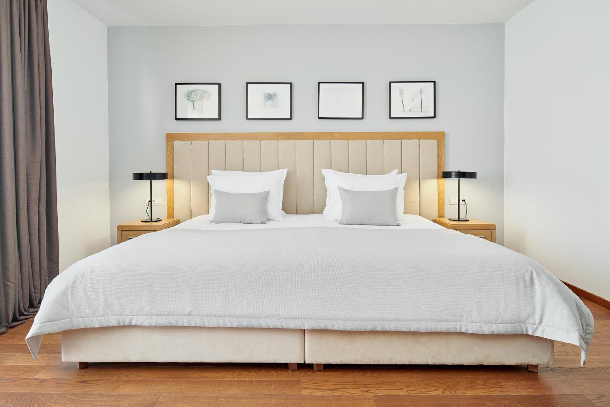 Classic Double or Twin Room with Balcony and City View