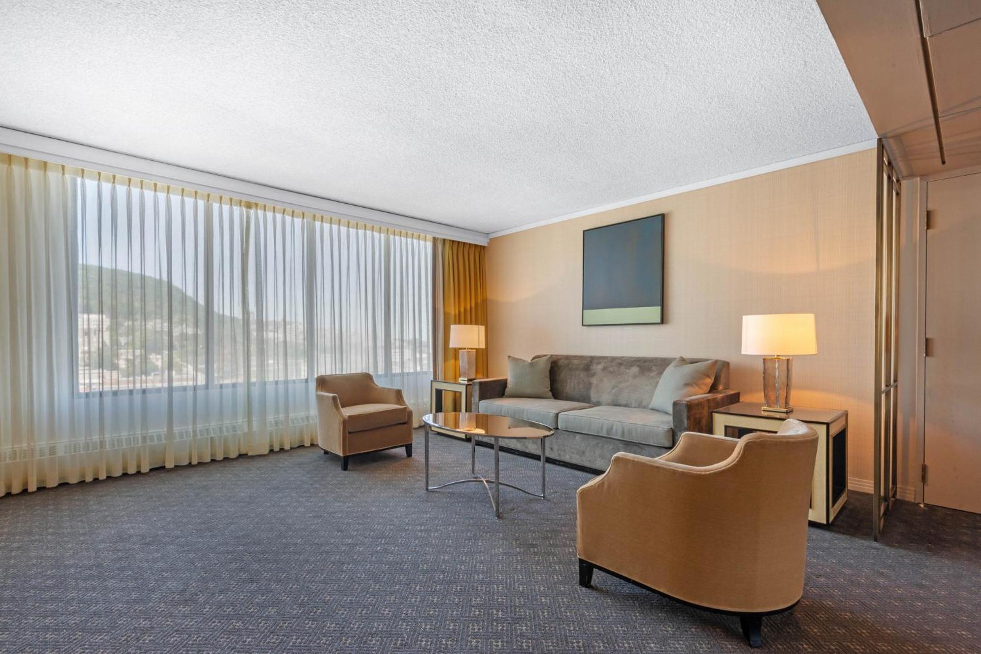 Two Bedroom Suite - 2 Kings