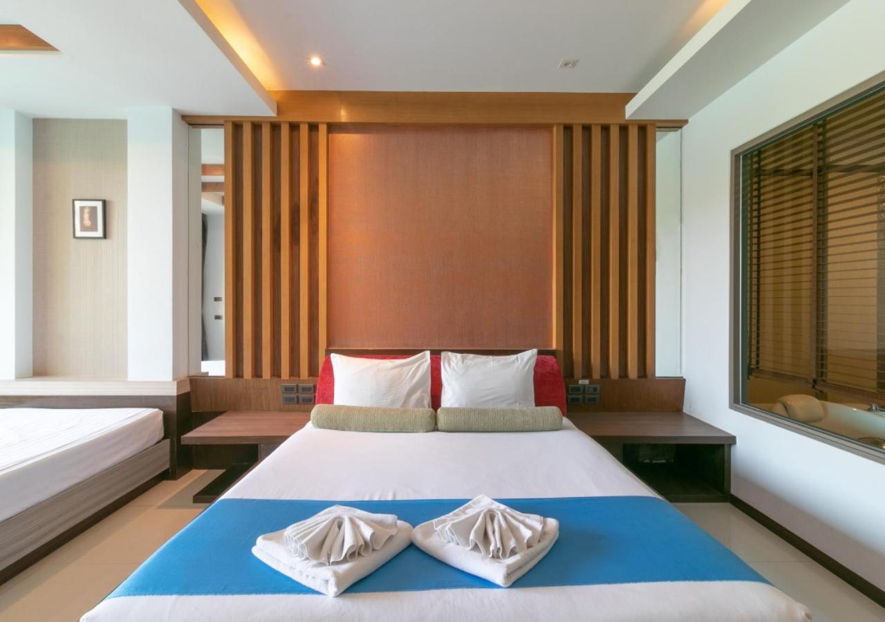 King Room with Pool View