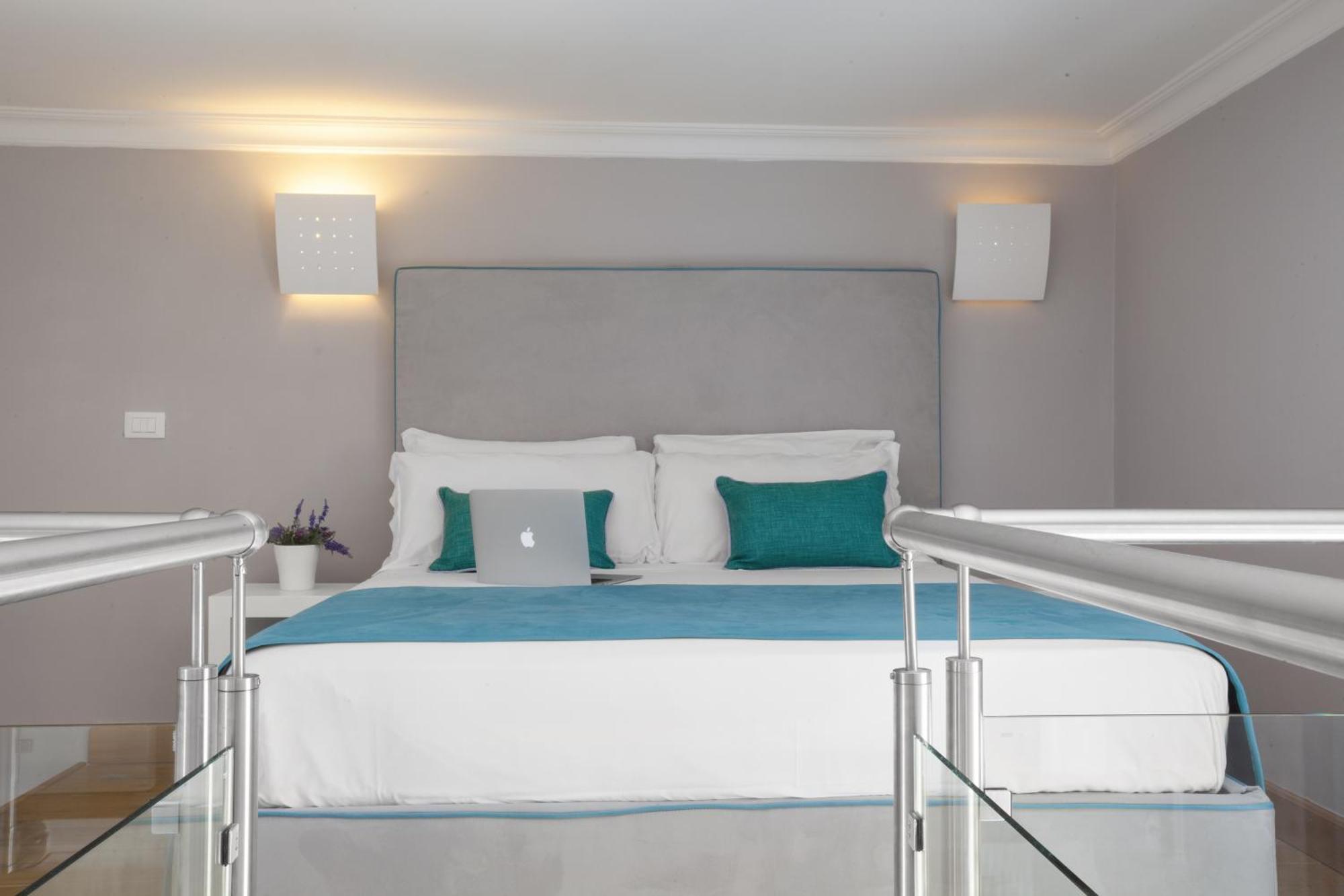 Standard Apartment - Split Level