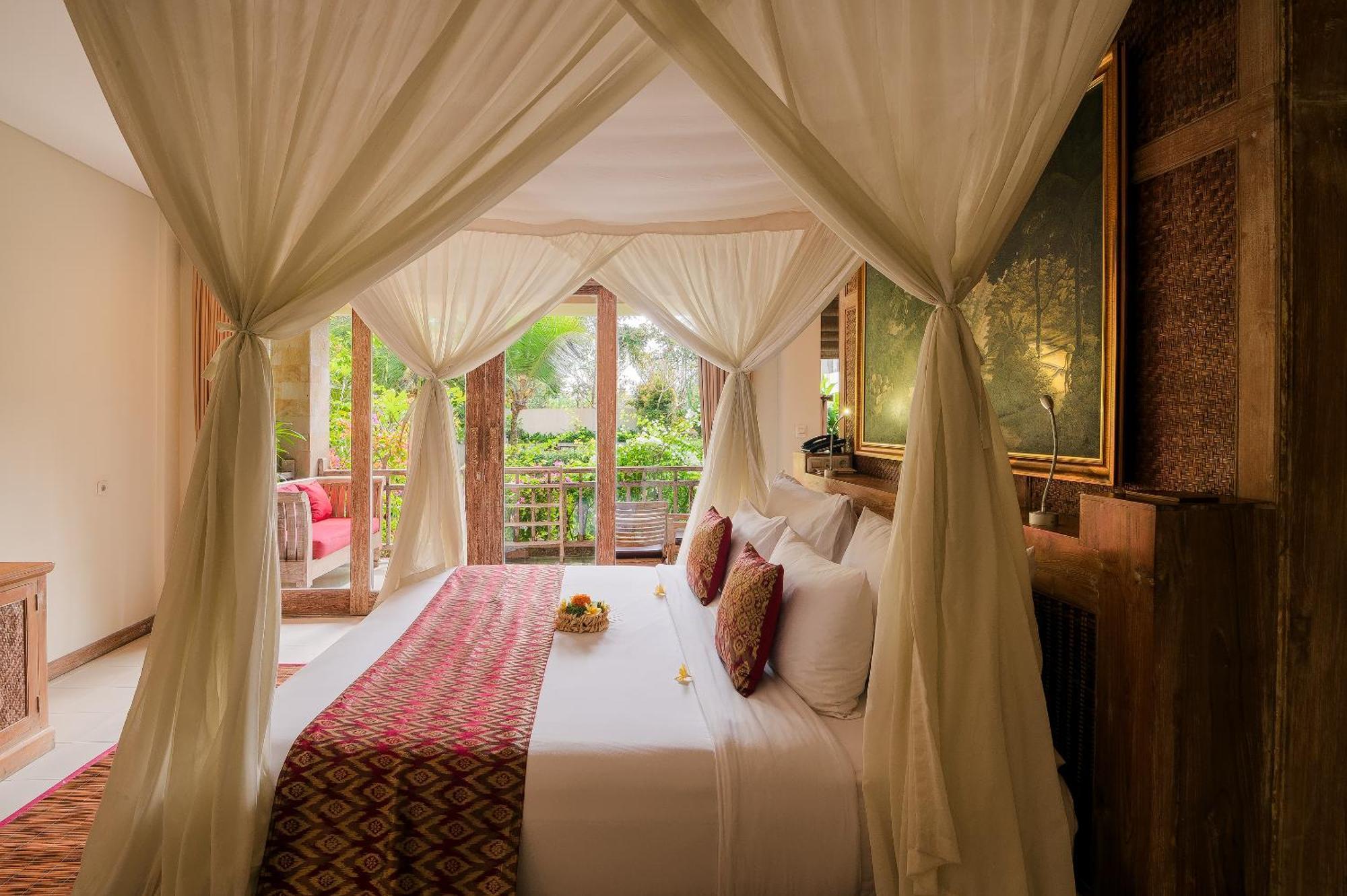 Flash Deal Room at Suite with Daily Afternoon Tea and Scheduled Activities
