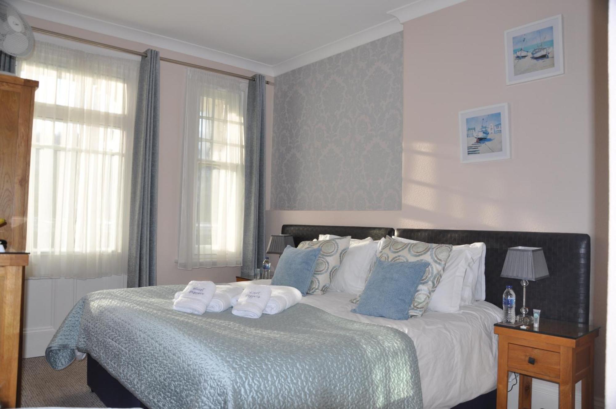 Double room with Super King Bed En-suite with Balcony