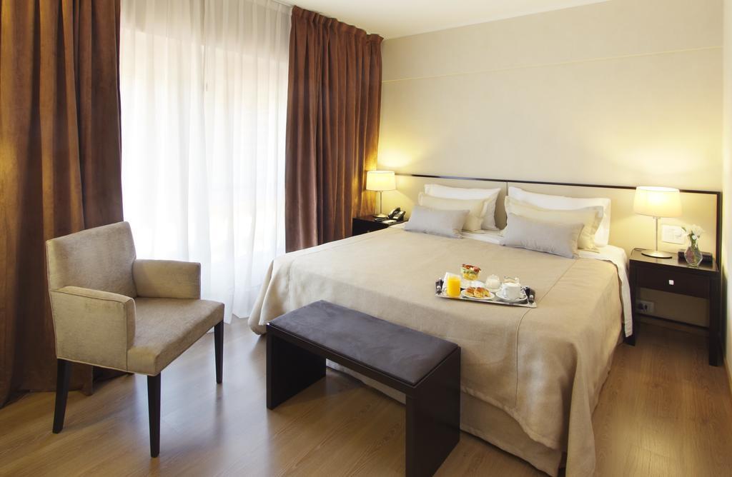 Superior Double Room with City View