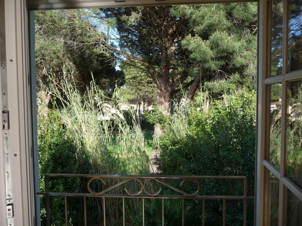 Superior Double Room with Pool View 3 - 33 sqm