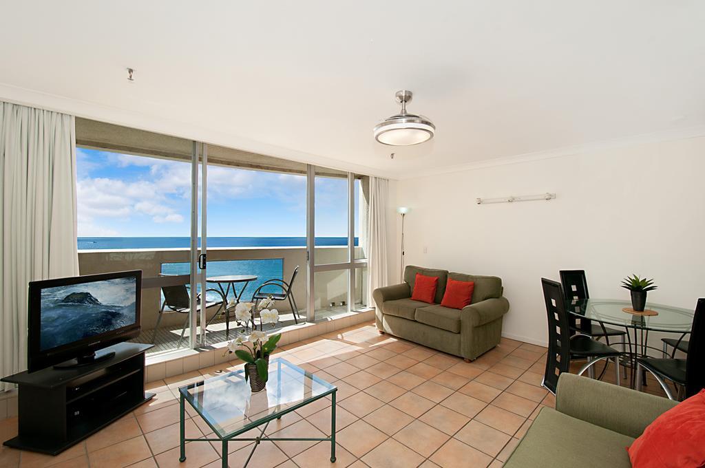 Superior Three-Bedroom Apartment