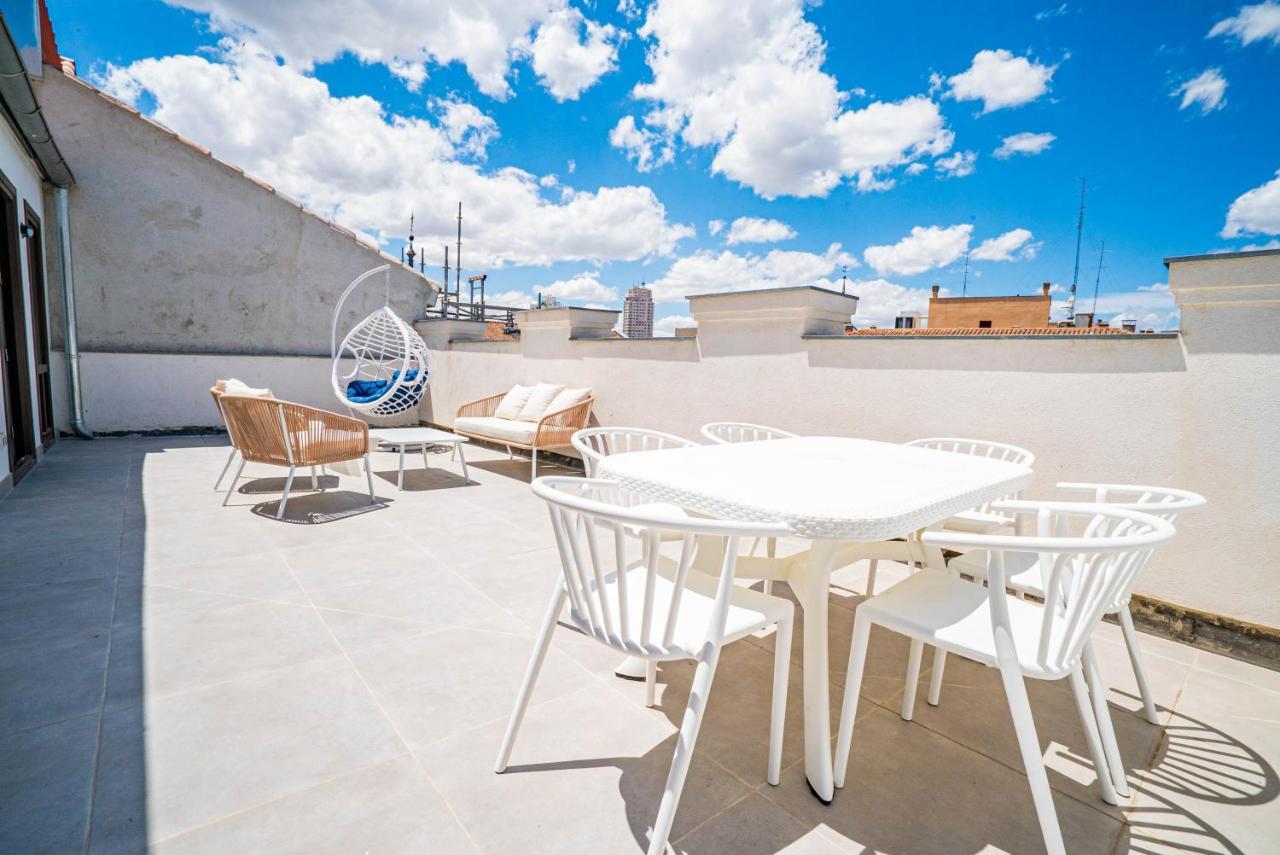 Apartment with Terrace
