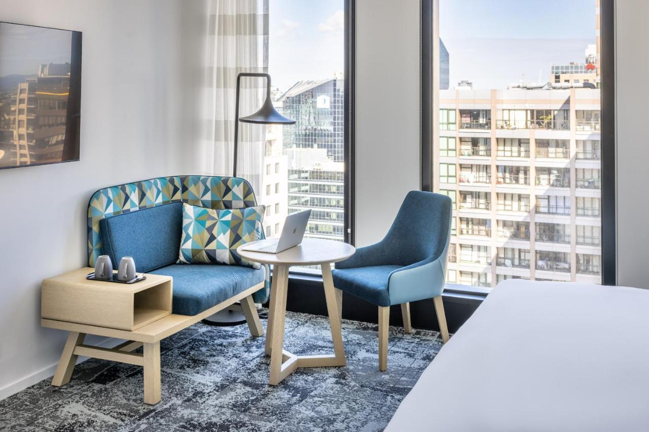 Standard Queen Room with Harbor View - Free Breakfast