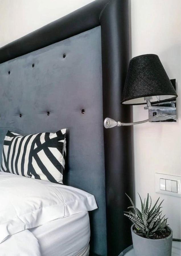 Deluxe Suite with Spa Bath,1248279337:JPEG