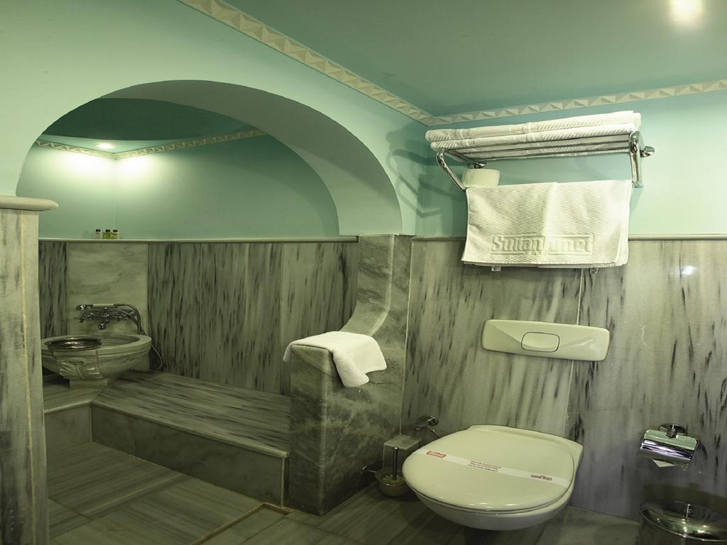 Double or Twin Room with Sea View