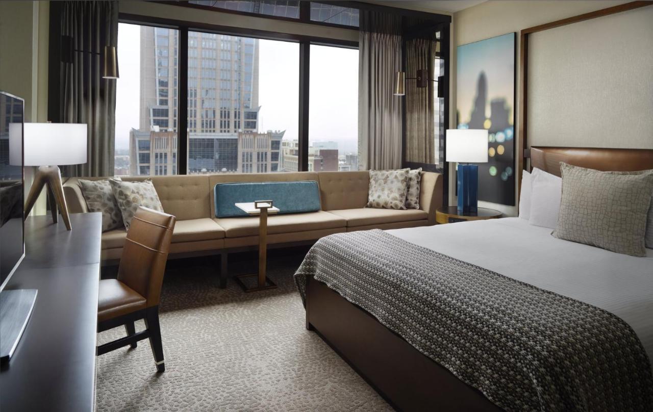 ADA Deluxe Room - 1 King Bed