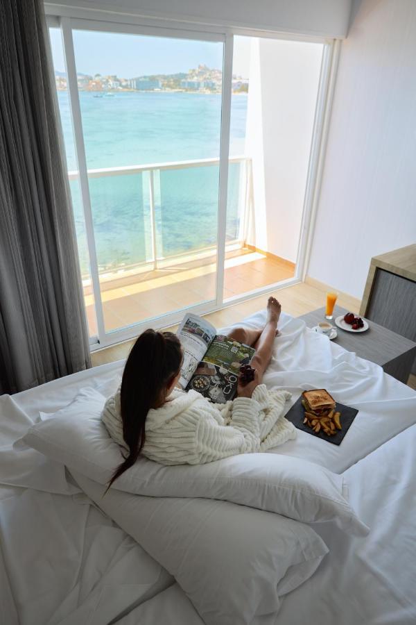 Twin Room Sea View