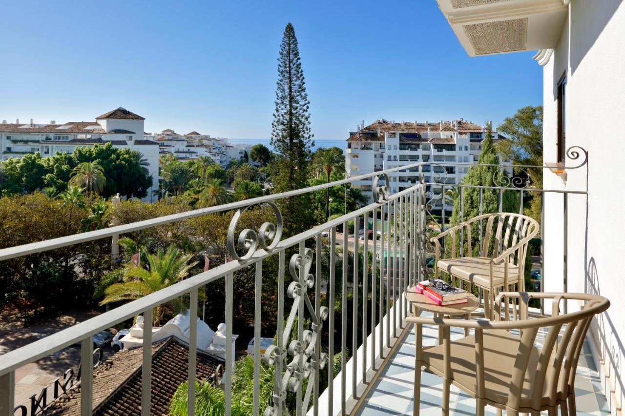 Studio with Balcony