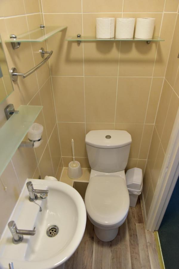 Triple Room with Shower