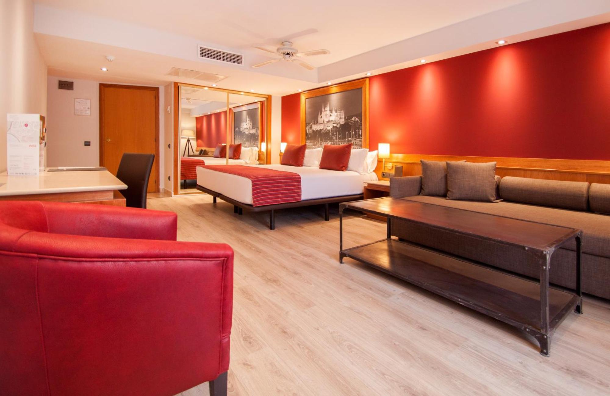 Triple Room with Sea View