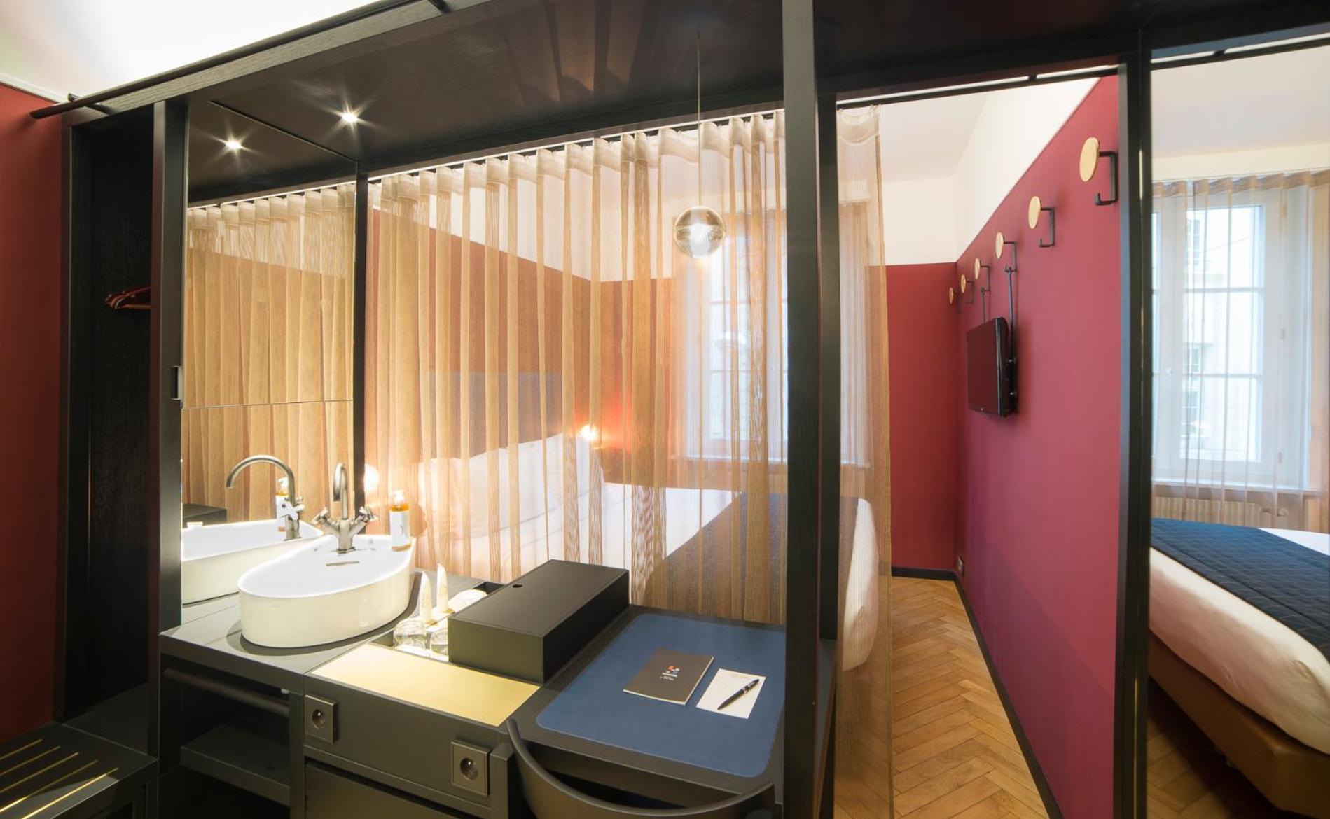 Cozy Double Room