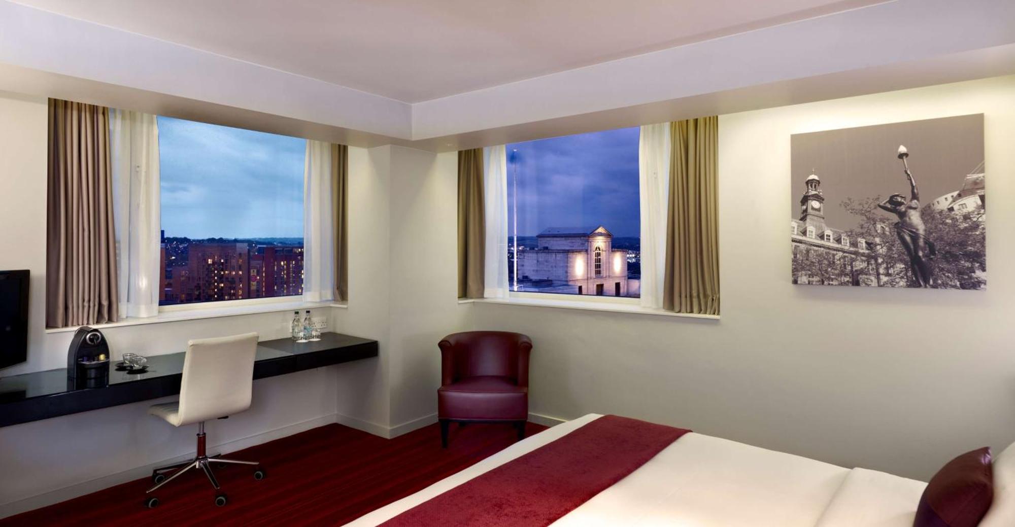 Executive King Room with Sofa Bed (3 adults)