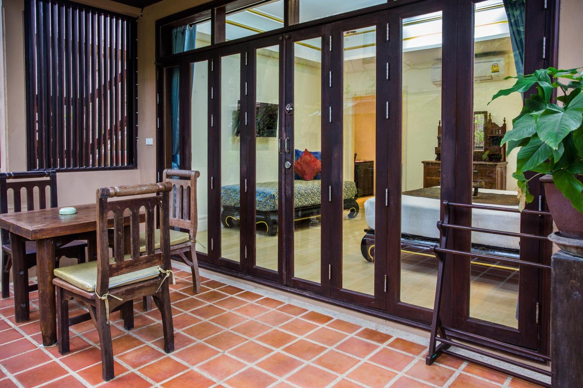 Gold Antique Extra-Bedroom-Downstairs with Forest View