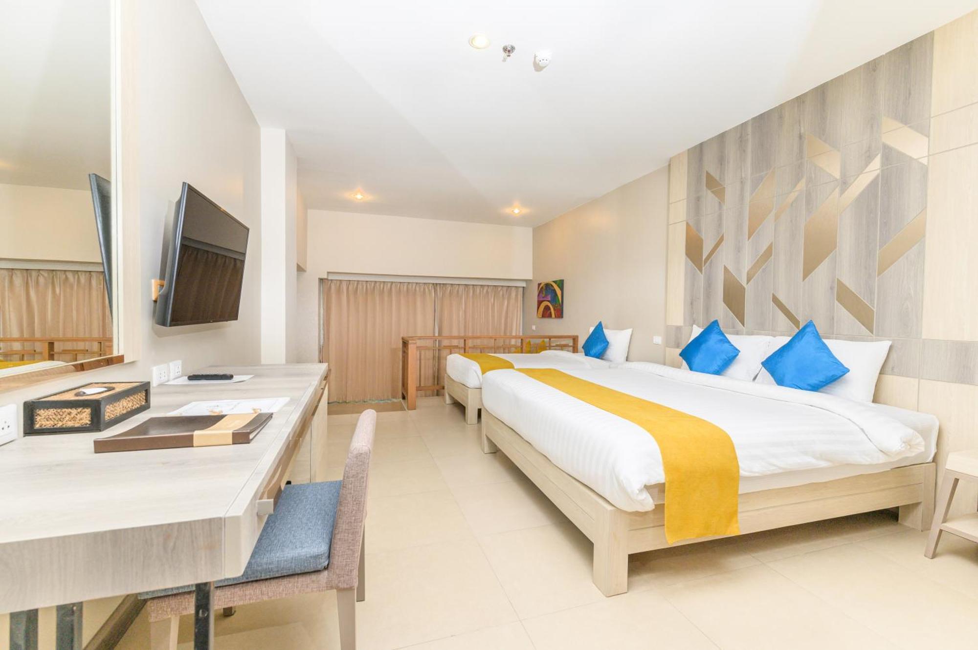 Deluxe Triple Room