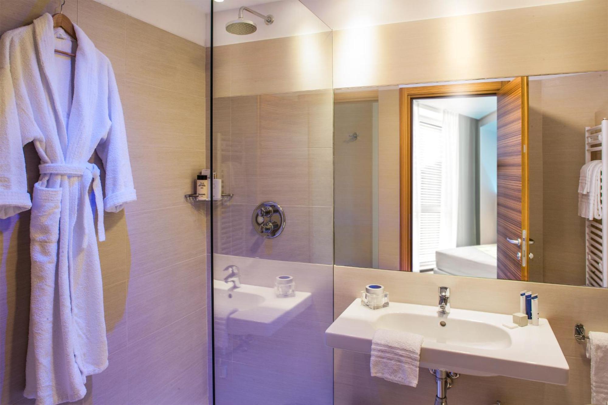 Double Room Single Use