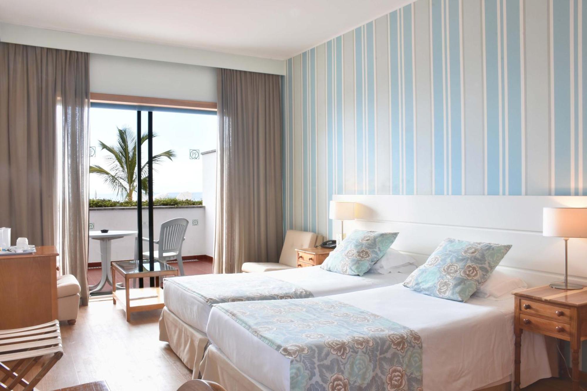 Double or Twin Room Pool Side