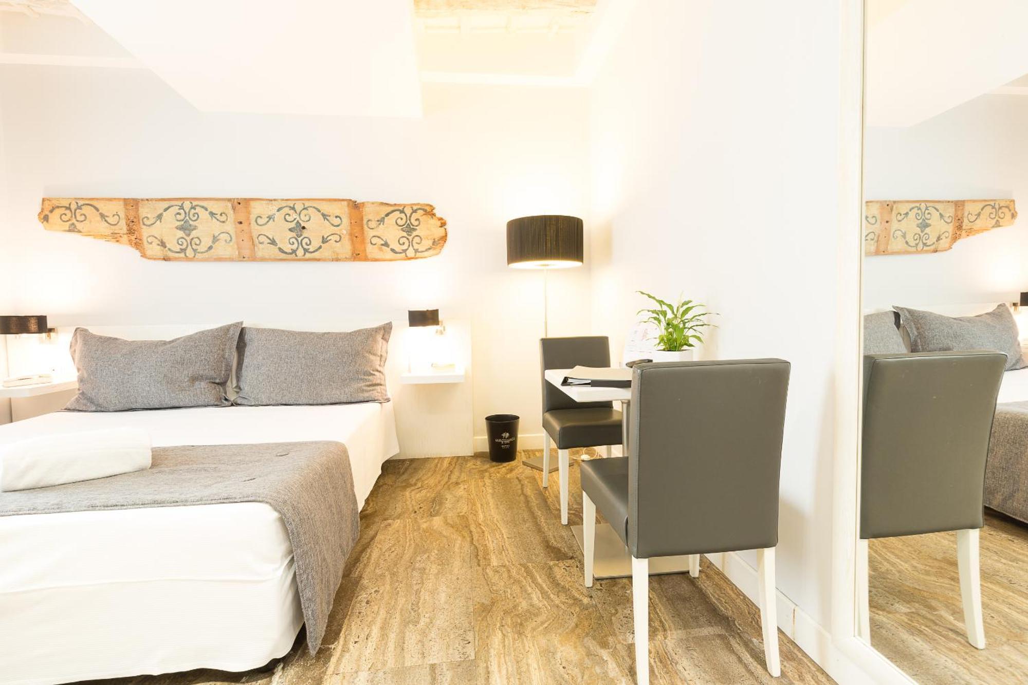 Classic Double Room