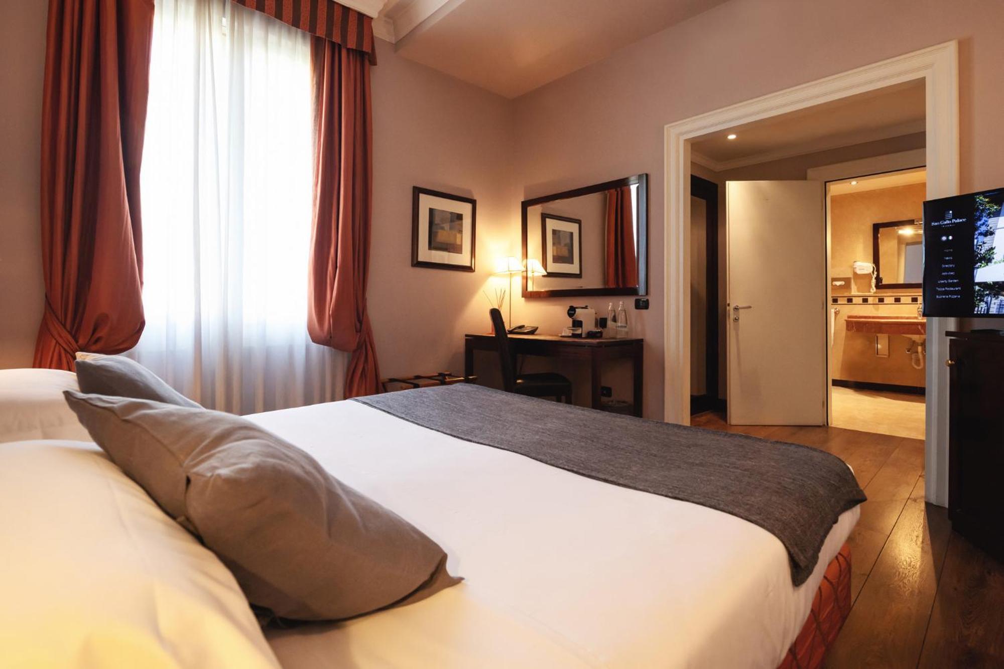 Superior Triple Room