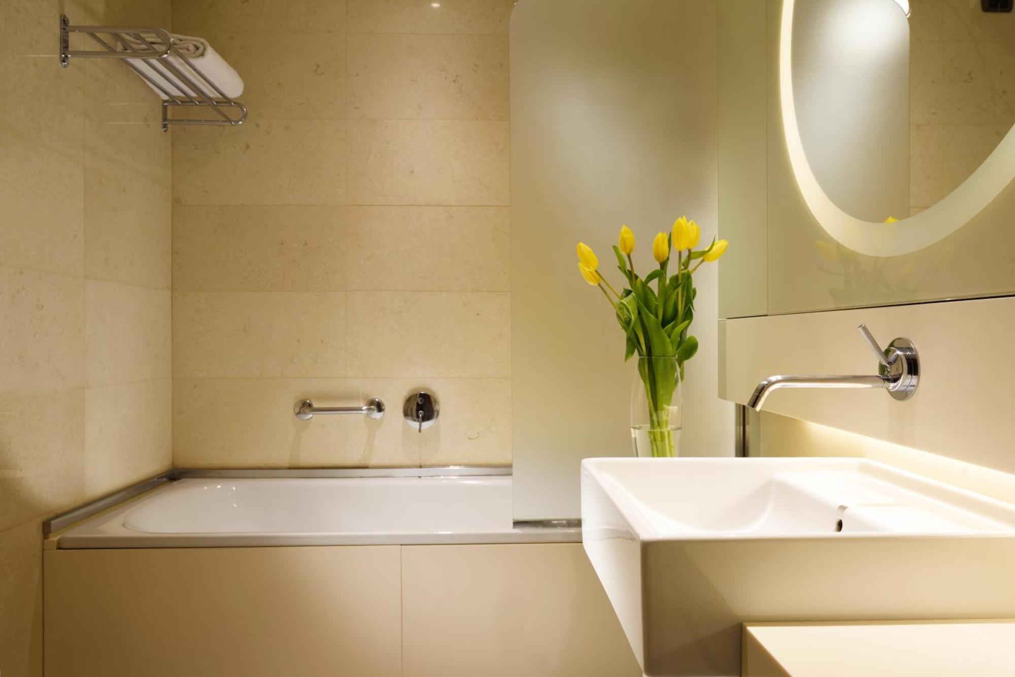 Superior Double Room (2 Adults + 1 Child)