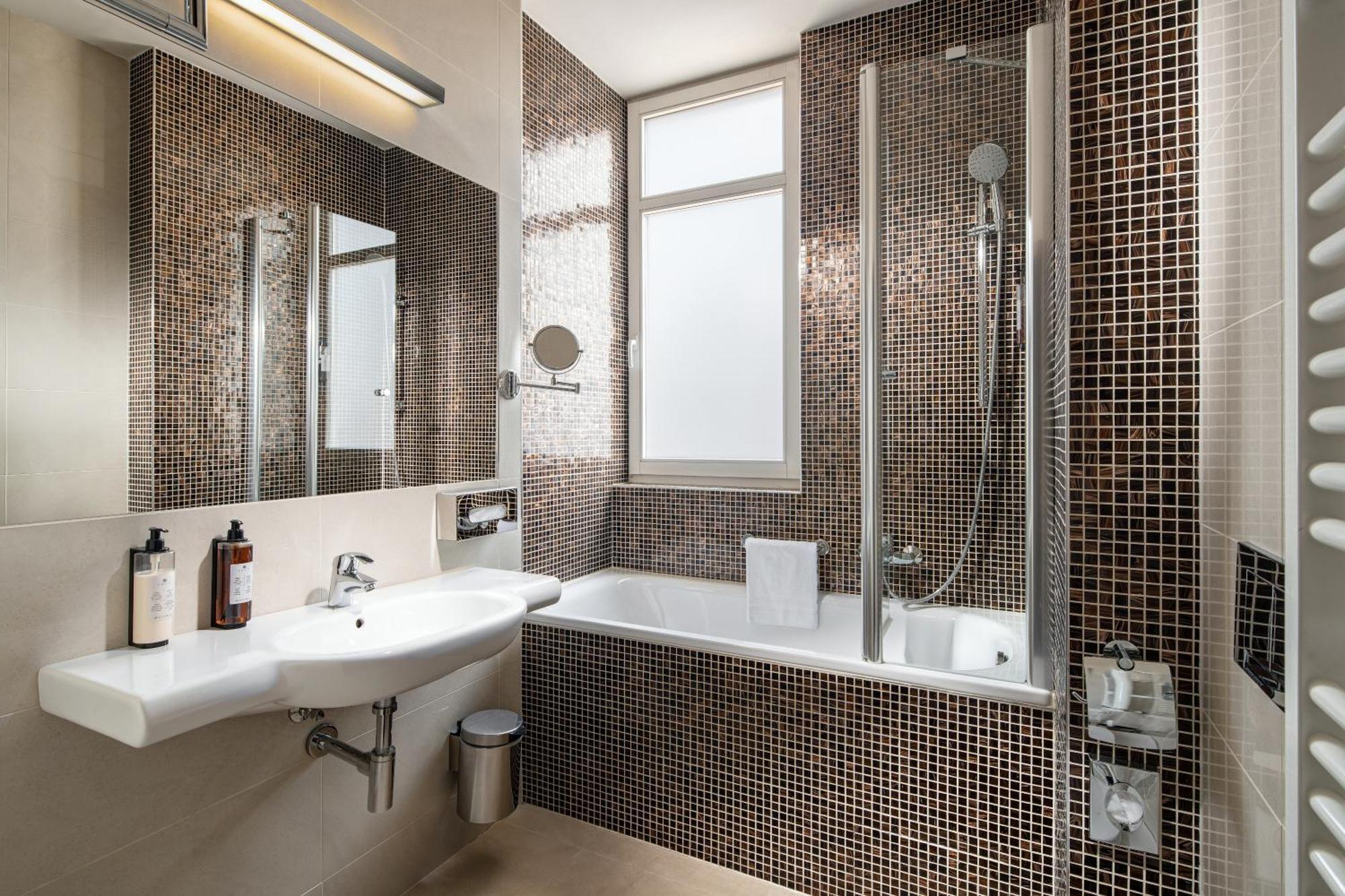 Superior Single Room