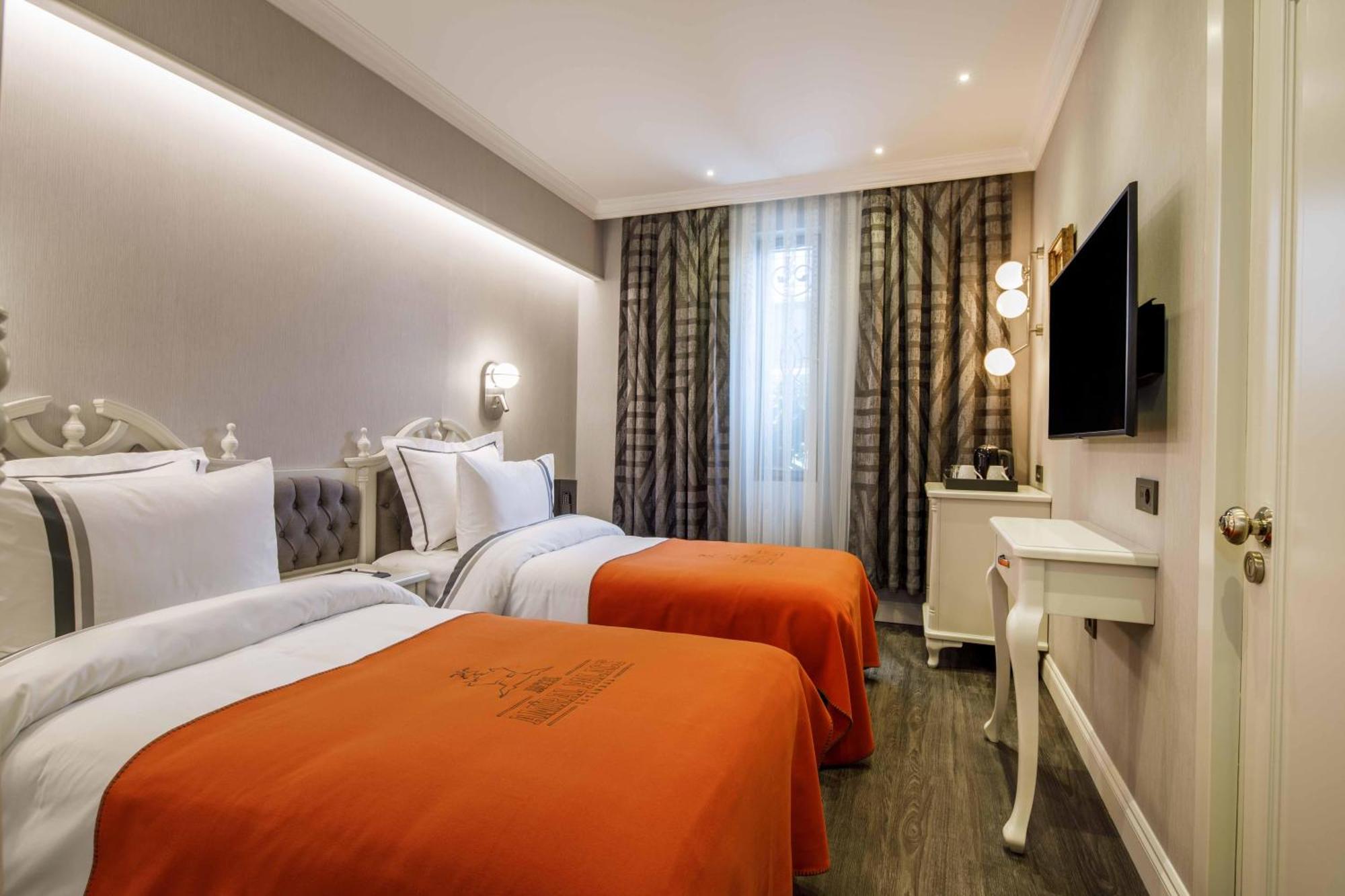 Twin Room - Ground Floor