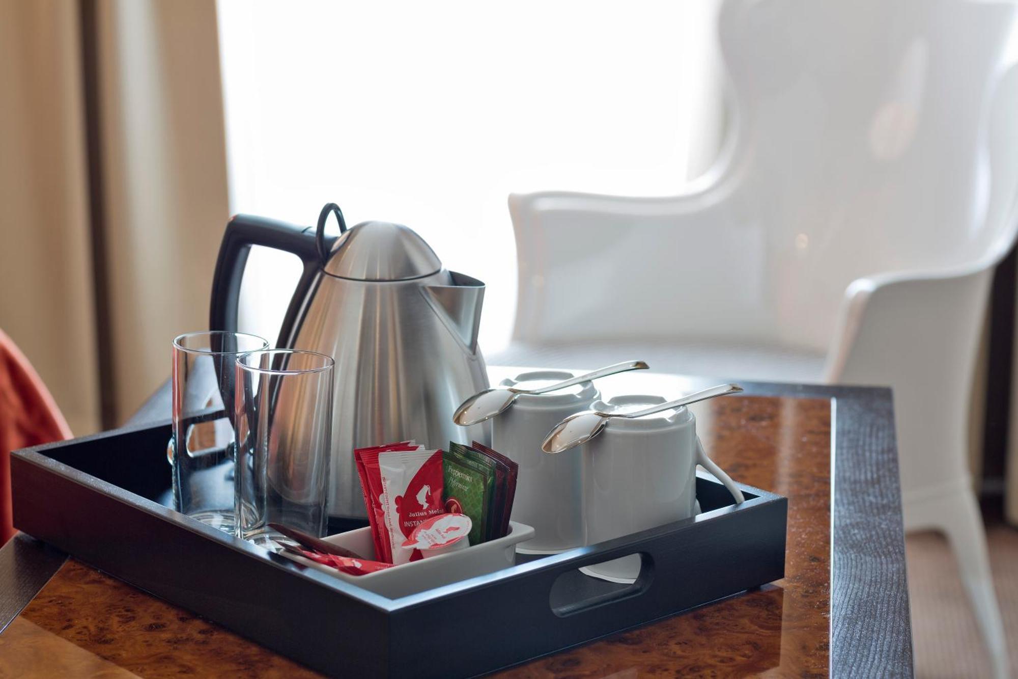 Business Room,1641721659:JPEG