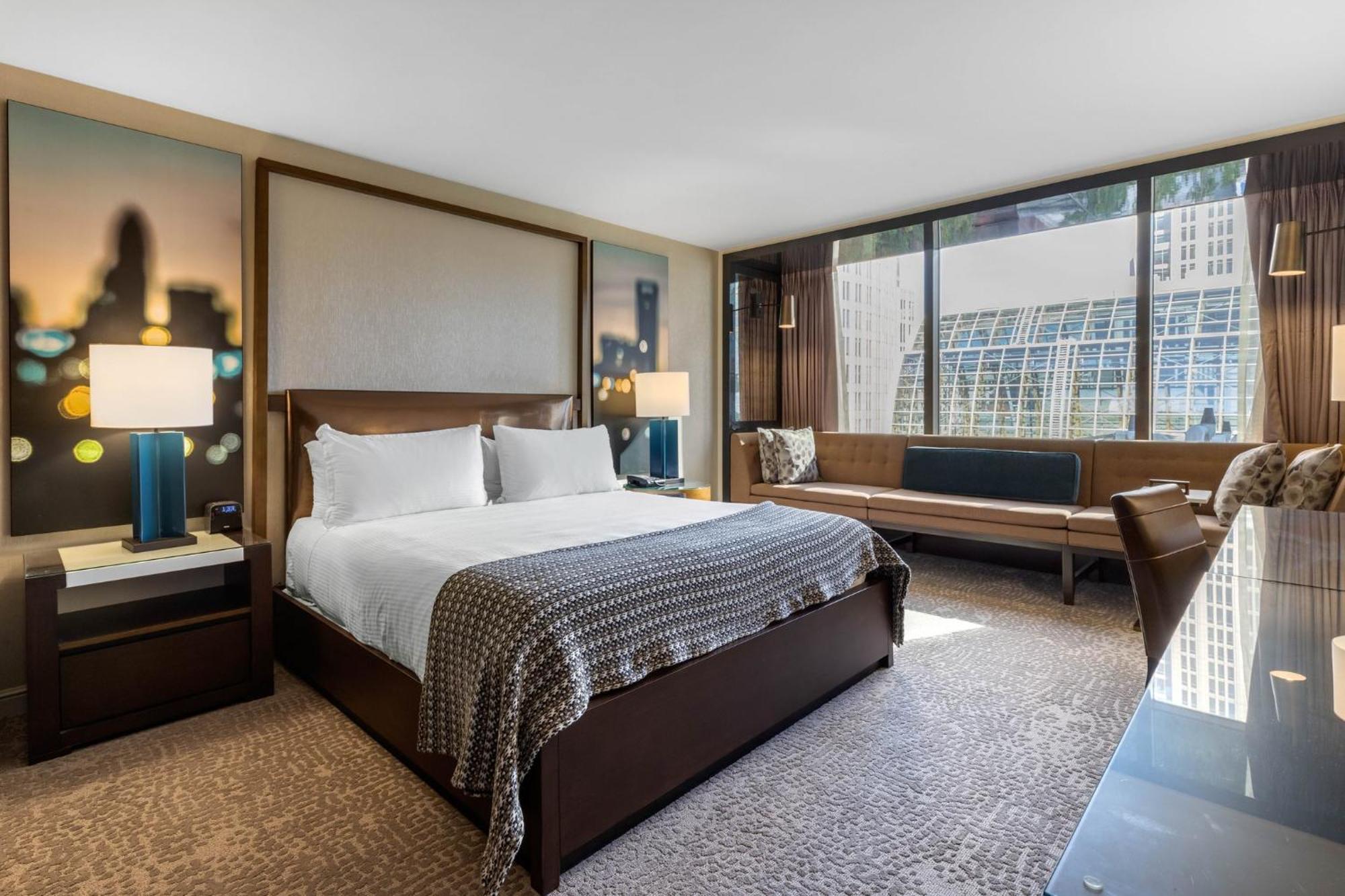 Premier Executive Room with King Bed