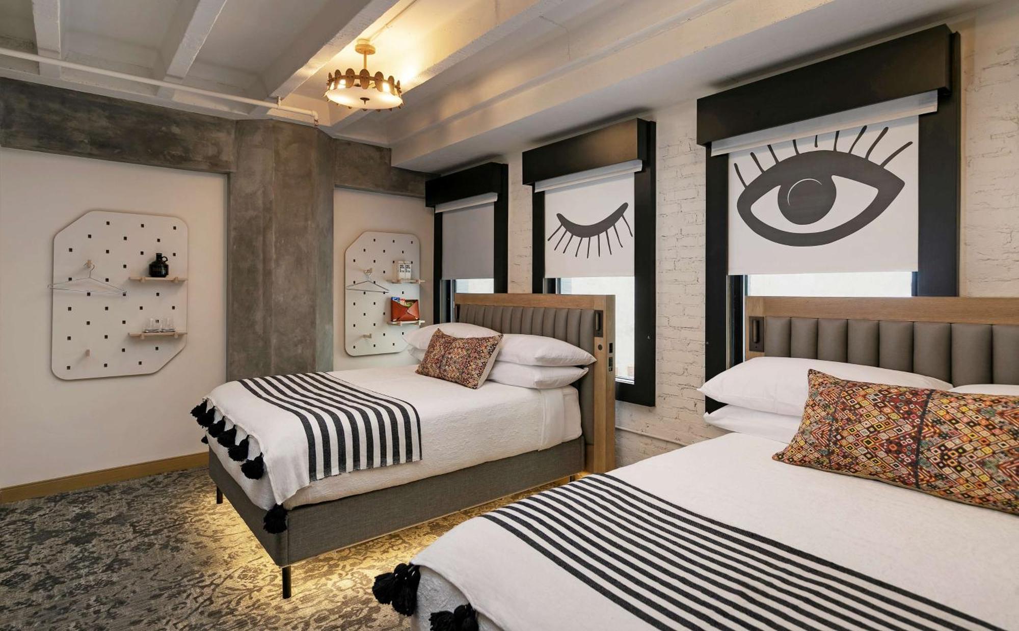 Studio with Two Queen Beds