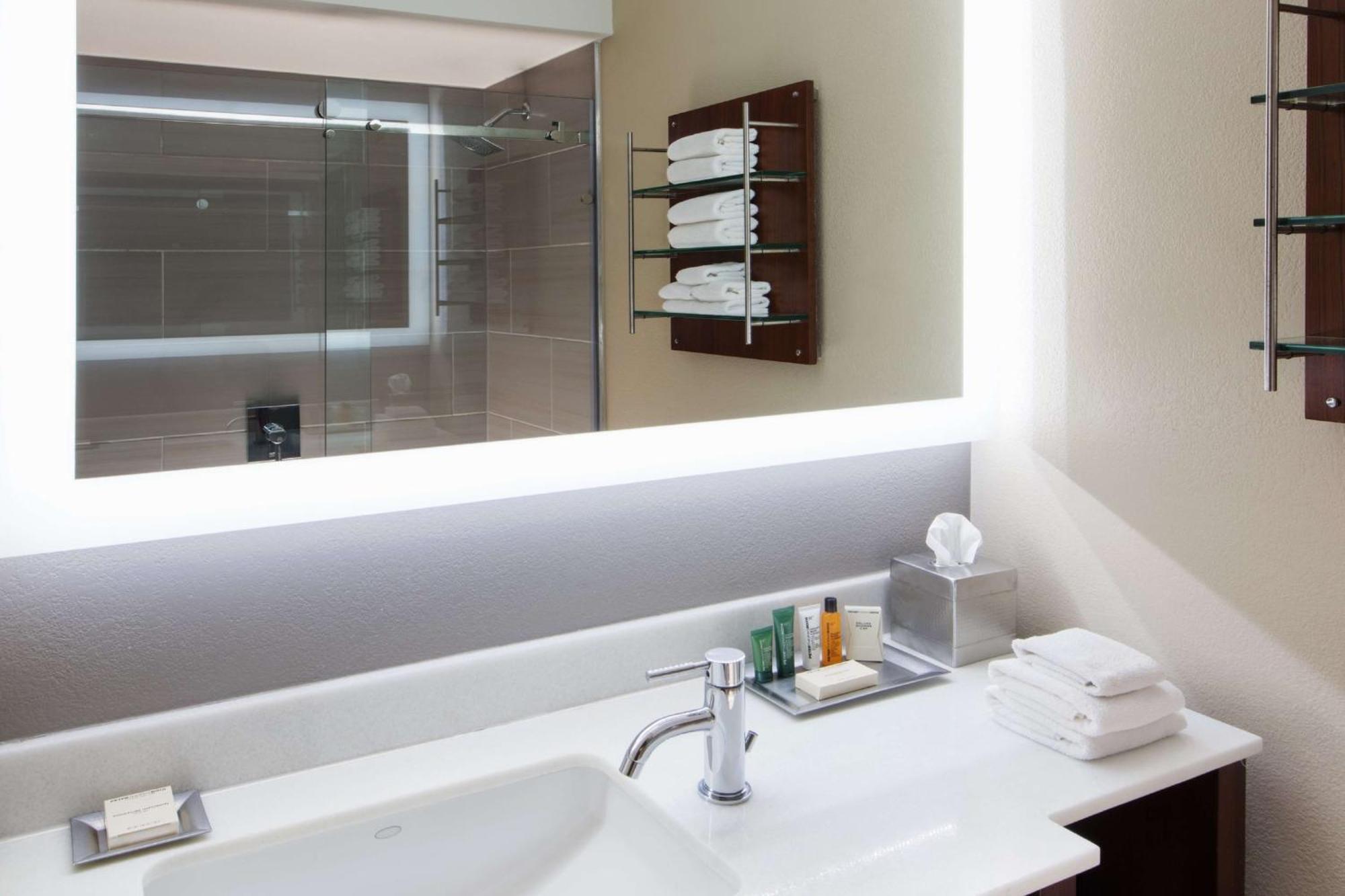 Double Room with Two Double Beds and Gulf View