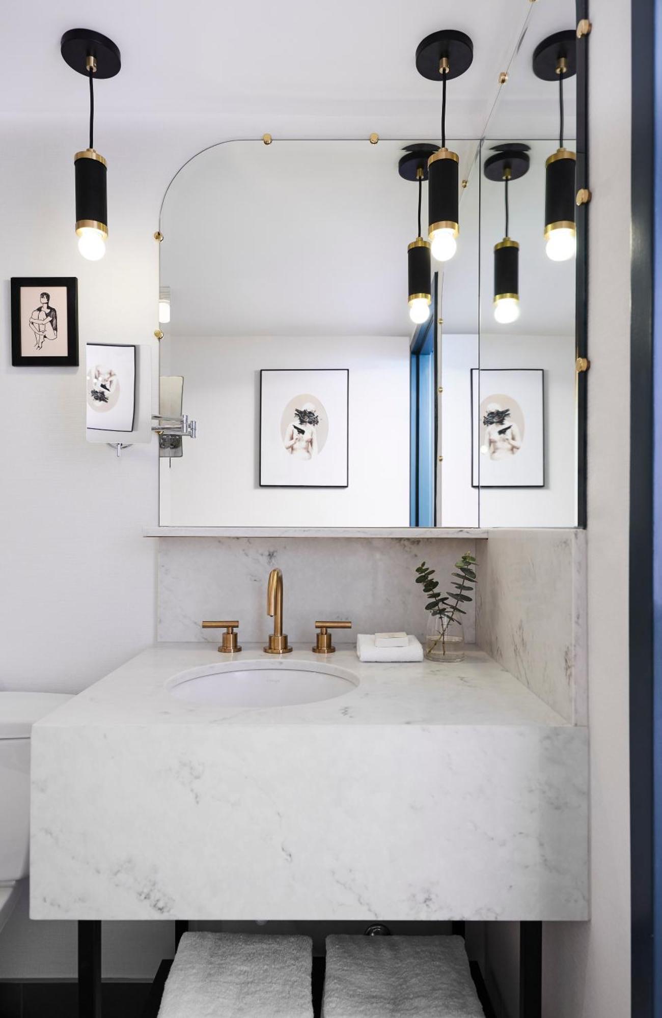 Essential Room,1277318215:JPEG