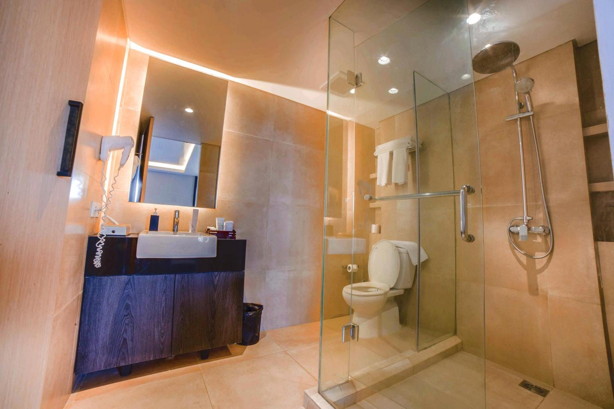 Deluxe Double Room with Free Daily Minibar