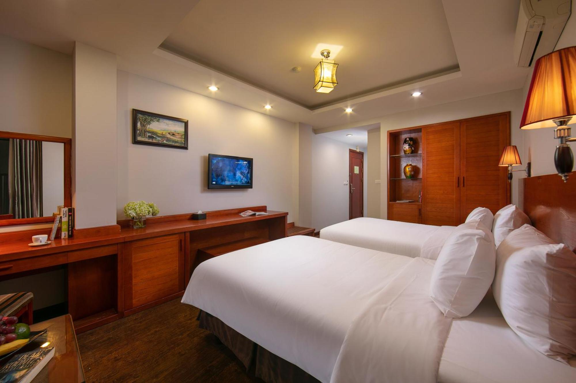 Deluxe Double or Twin Room