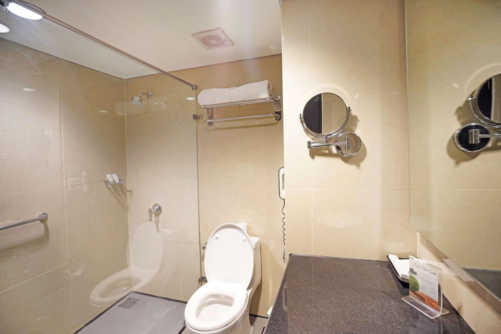 Deluxe Twin Room - Non-Smoking