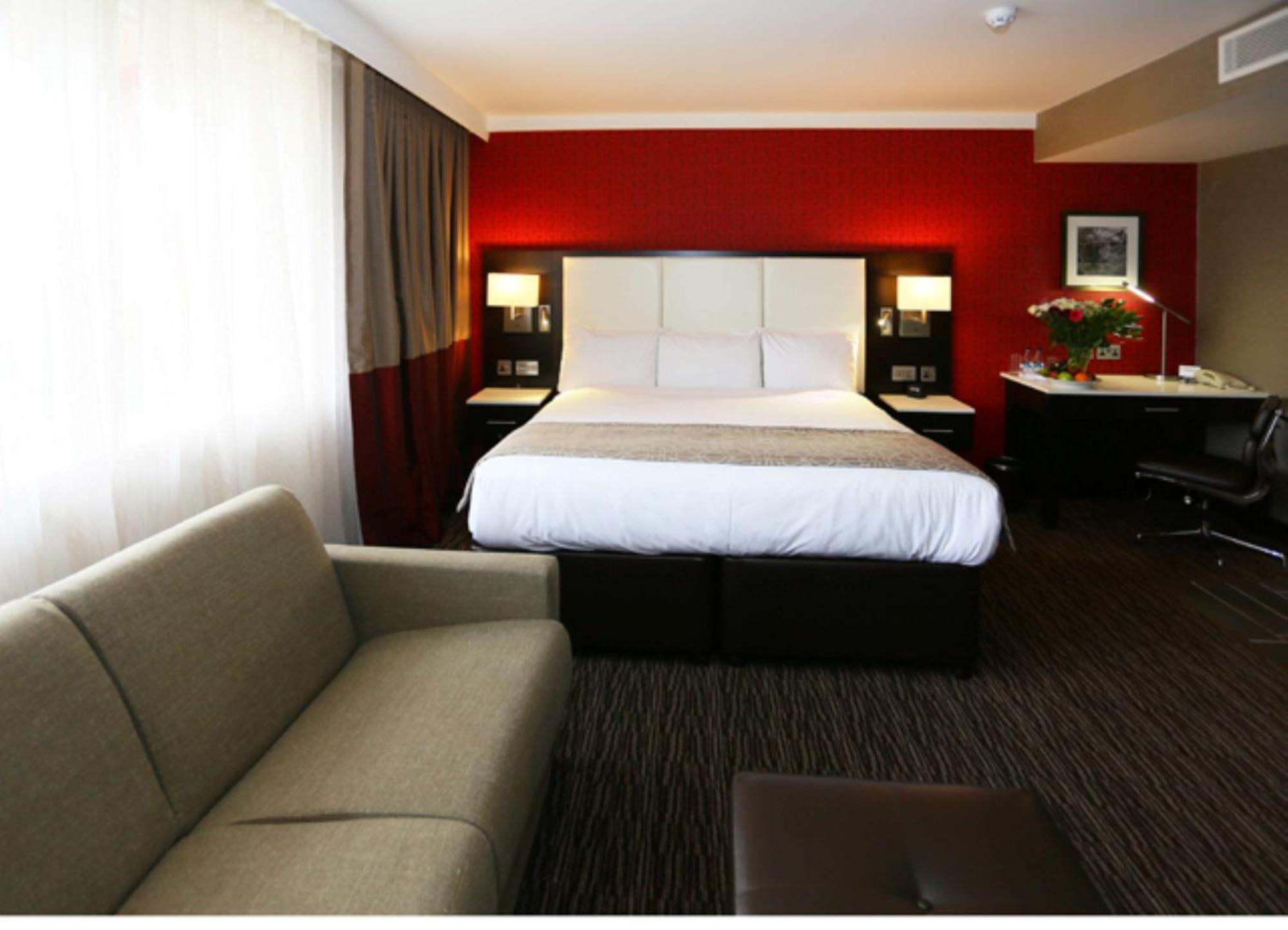 Deluxe King Room with Sofa Bed