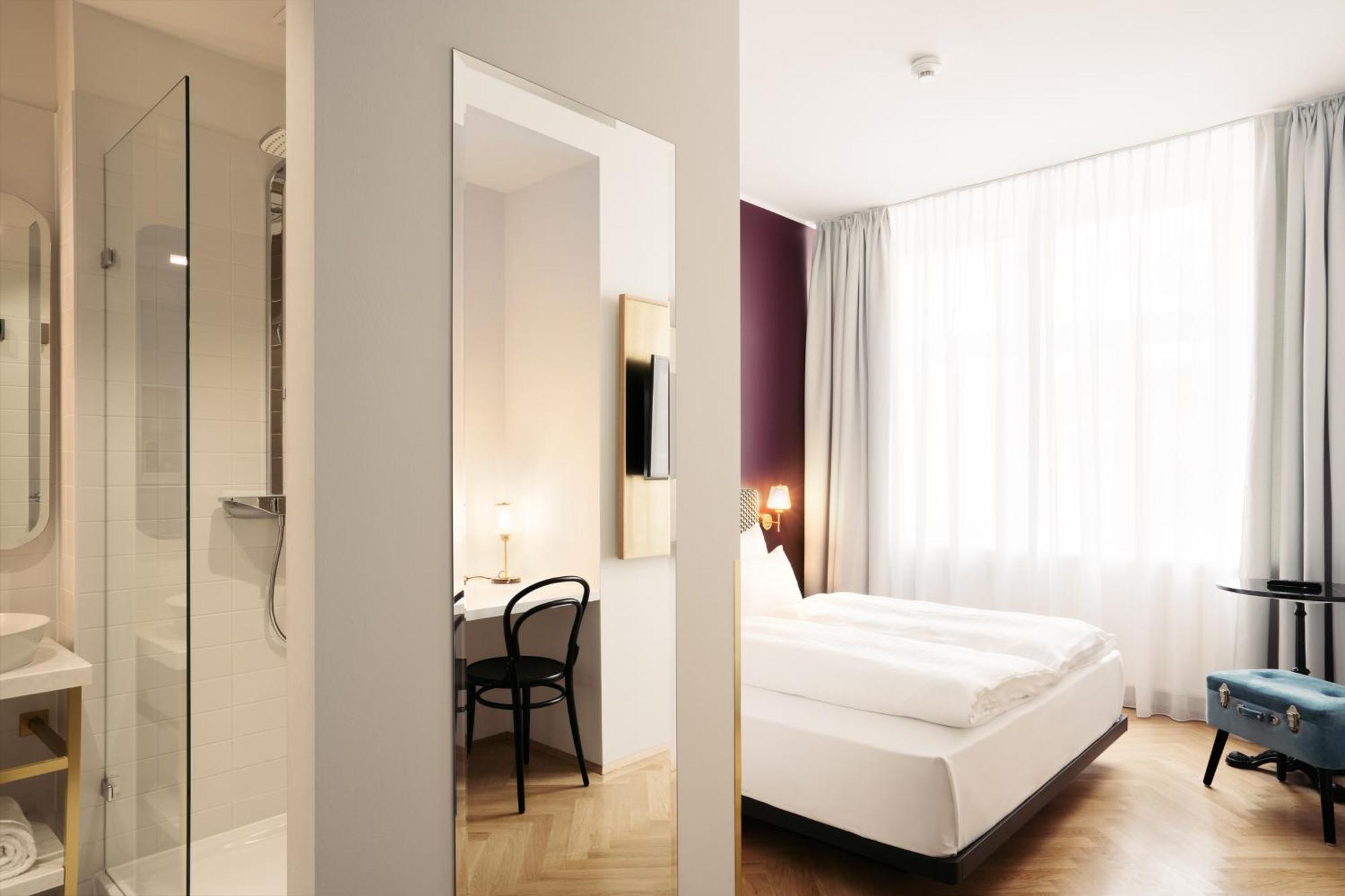 Smart Atrium Double
