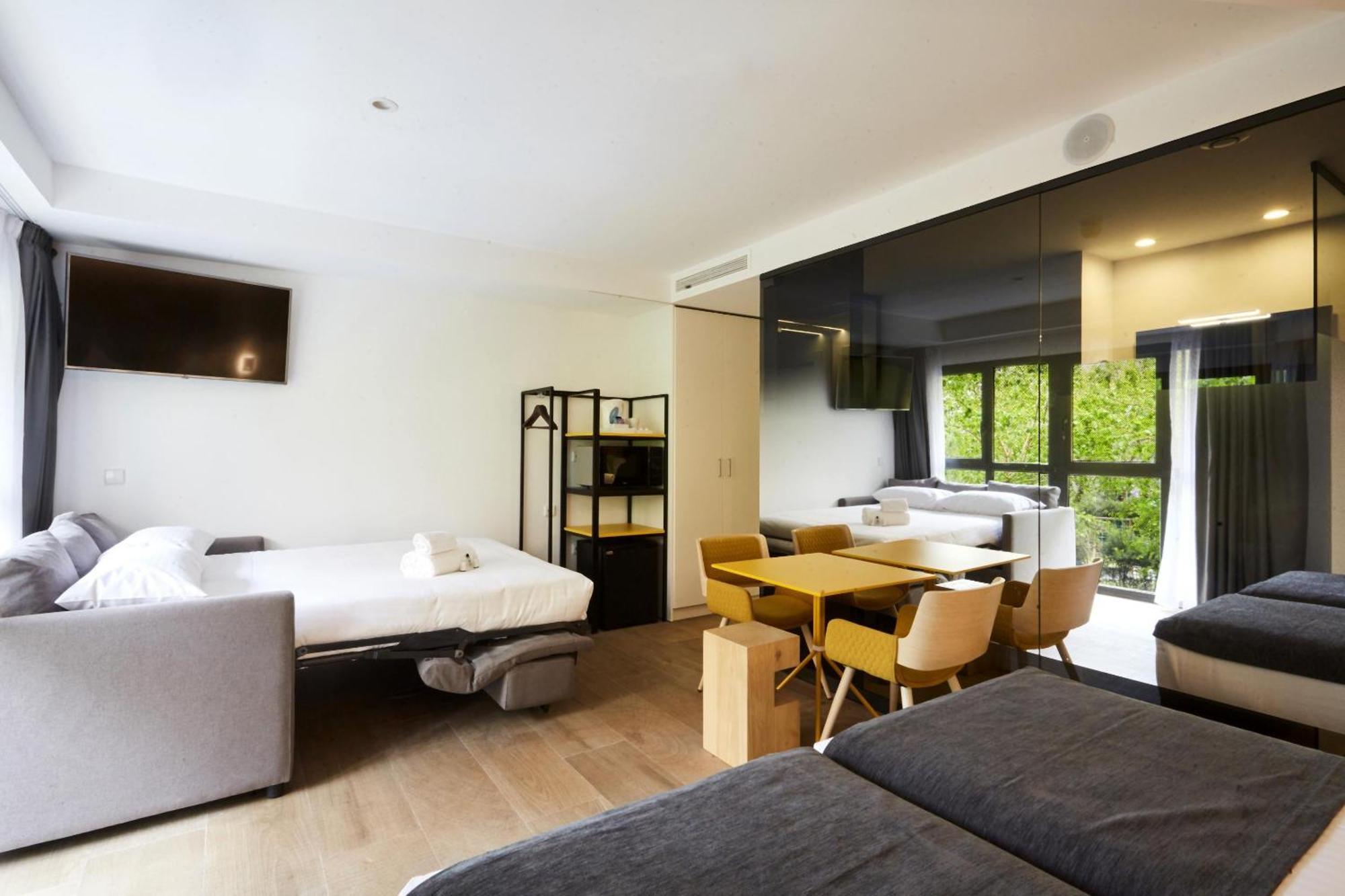 Superior Double or Twin Room (2 Adults + 1 Child)