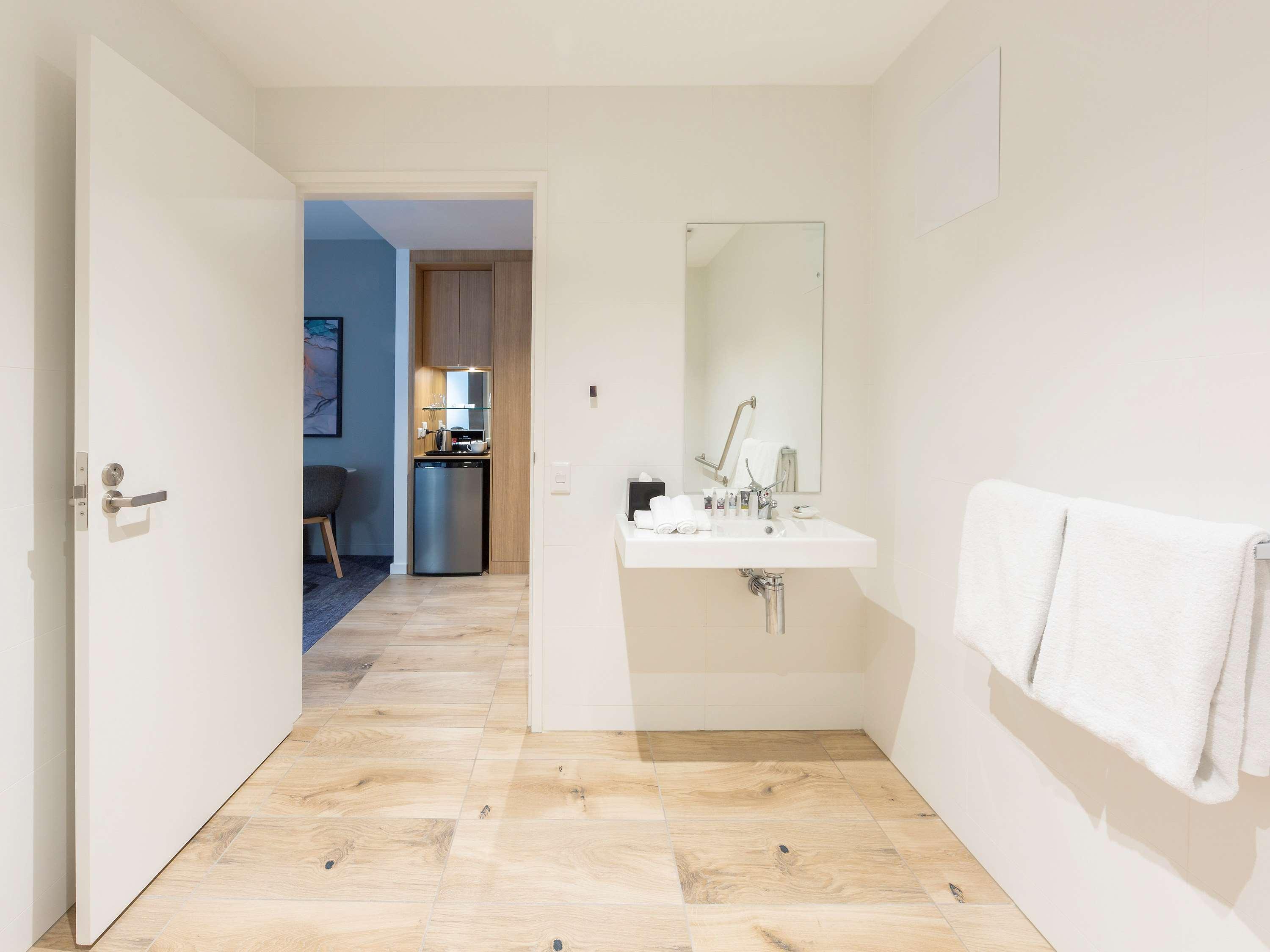 Accessible King Room