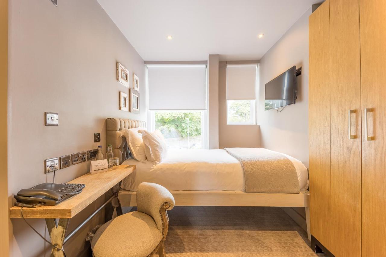 Classic Single Room