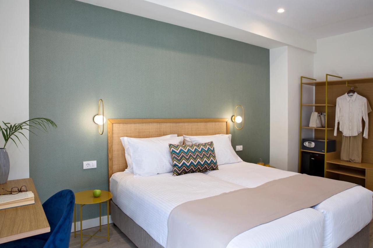 Deluxe Room with Balcony