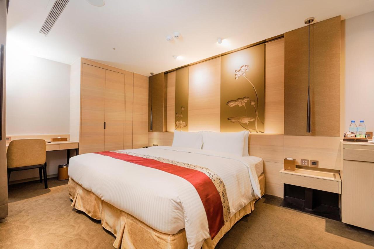 Comfort Double Room with Internal Window